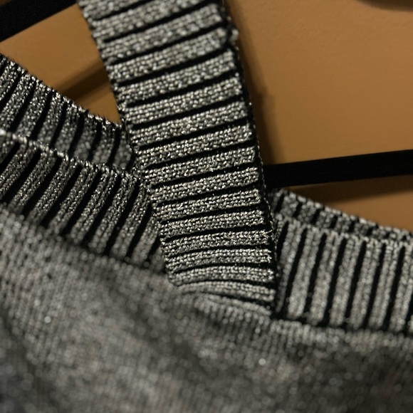 RTA Silver Metallic Beckett Off The Shoulder Sweater Size M Read Description - Picture 5 of 10